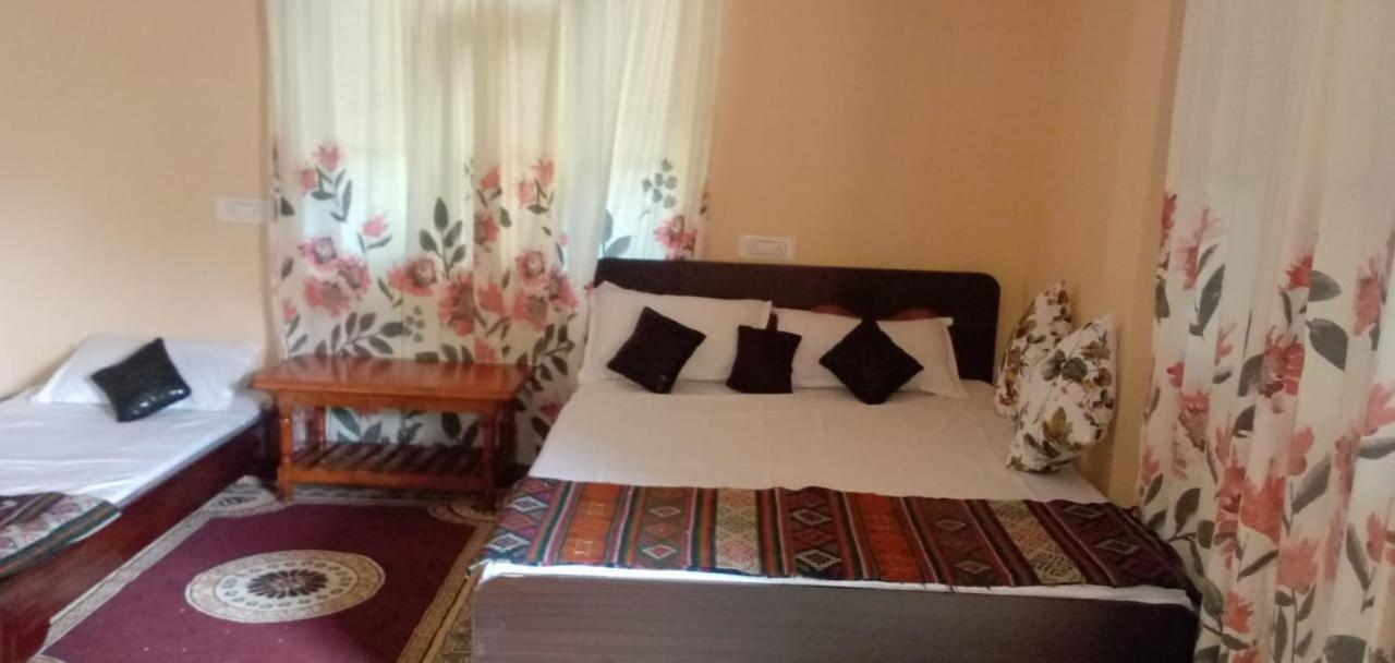 Tenam Garden Homestay Калимпонг Екстериор снимка