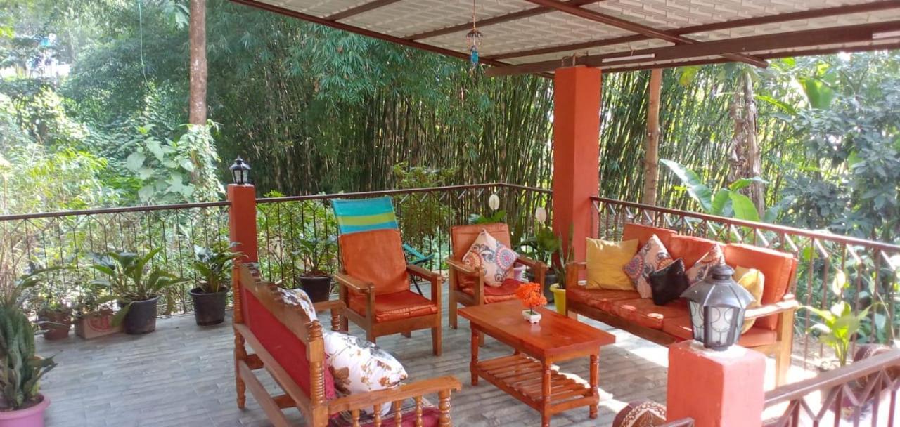 Tenam Garden Homestay Калимпонг Екстериор снимка